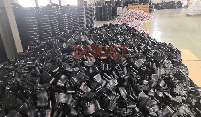 Loading Container/Tyres and Tubes